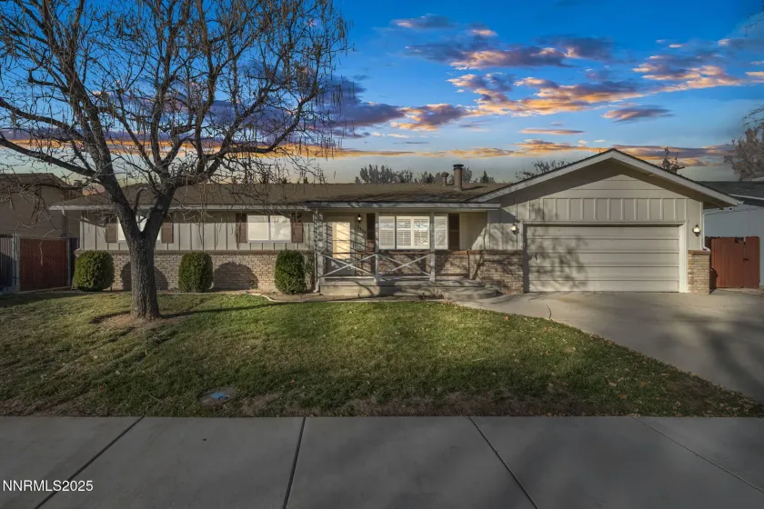 2404 Glenn, Carson City, Nevada 89703, 3 Bedrooms Bedrooms, ,2 BathroomsBathrooms,Residential,Residential,Glenn,250058774