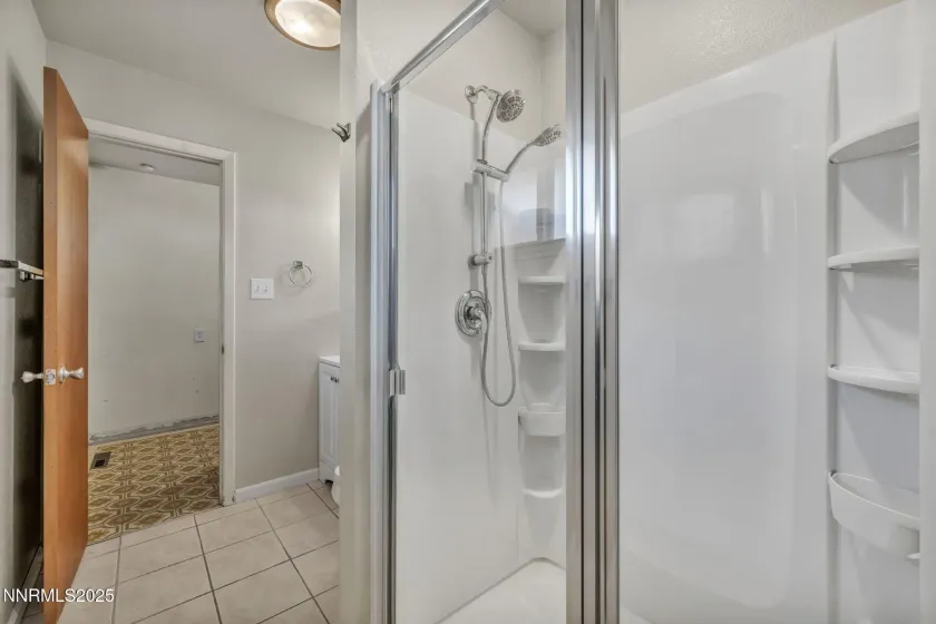 2404 Glenn, Carson City, Nevada 89703, 3 Bedrooms Bedrooms, ,2 BathroomsBathrooms,Residential,Residential,Glenn,250058774