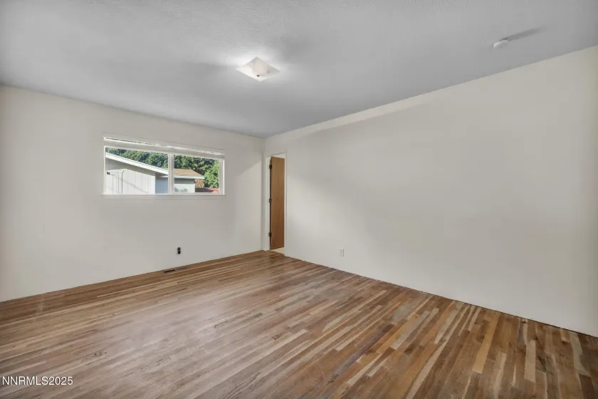 2404 Glenn, Carson City, Nevada 89703, 3 Bedrooms Bedrooms, ,2 BathroomsBathrooms,Residential,Residential,Glenn,250058774