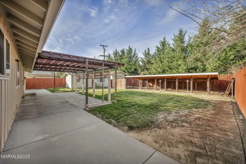 2404 Glenn, Carson City, Nevada 89703, 3 Bedrooms Bedrooms, ,2 BathroomsBathrooms,Residential,Residential,Glenn,250058774