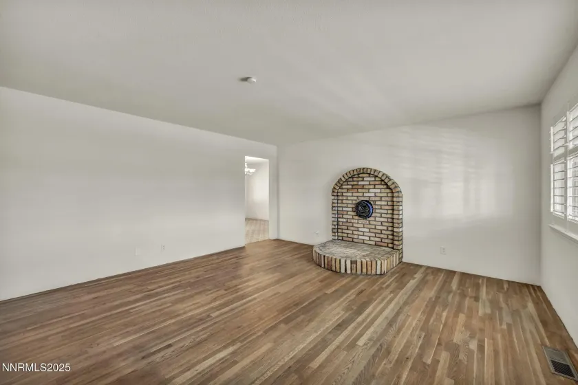 2404 Glenn, Carson City, Nevada 89703, 3 Bedrooms Bedrooms, ,2 BathroomsBathrooms,Residential,Residential,Glenn,250058774