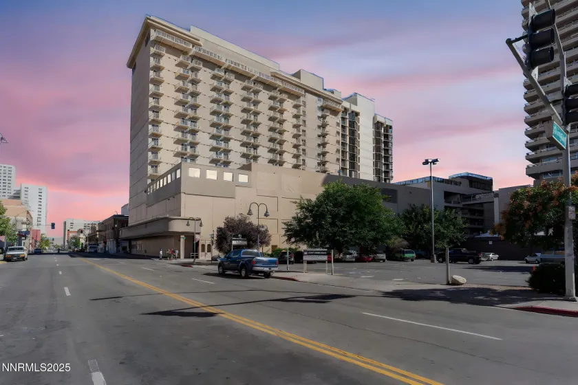 200 2nd, Reno, Nevada 89501, 1 Bedroom Bedrooms, ,1 BathroomBathrooms,Residential,Residential,2nd,250058780