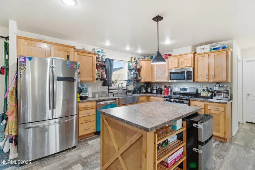 306 Gerdes, Sun Valley, Nevada 89433, 3 Bedrooms Bedrooms, ,2 BathroomsBathrooms,Residential,Residential,Gerdes,250058779