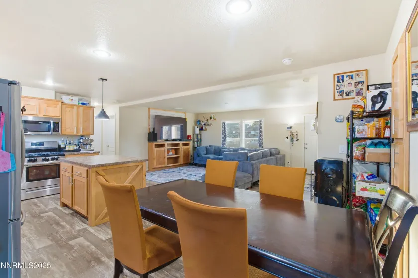 306 Gerdes, Sun Valley, Nevada 89433, 3 Bedrooms Bedrooms, ,2 BathroomsBathrooms,Residential,Residential,Gerdes,250058779