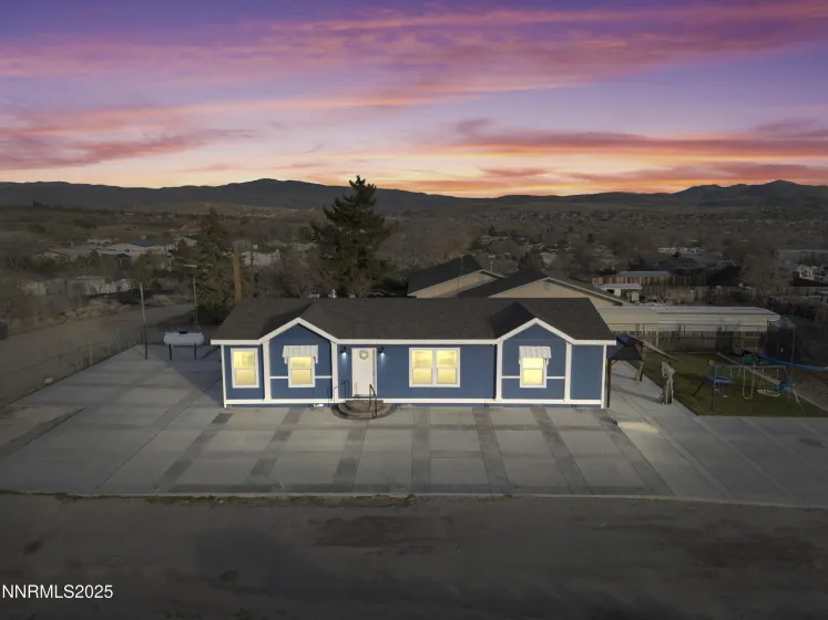 306 Gerdes, Sun Valley, Nevada 89433, 3 Bedrooms Bedrooms, ,2 BathroomsBathrooms,Residential,Residential,Gerdes,250058779