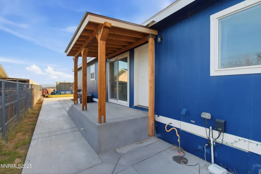 306 Gerdes, Sun Valley, Nevada 89433, 3 Bedrooms Bedrooms, ,2 BathroomsBathrooms,Residential,Residential,Gerdes,250058779