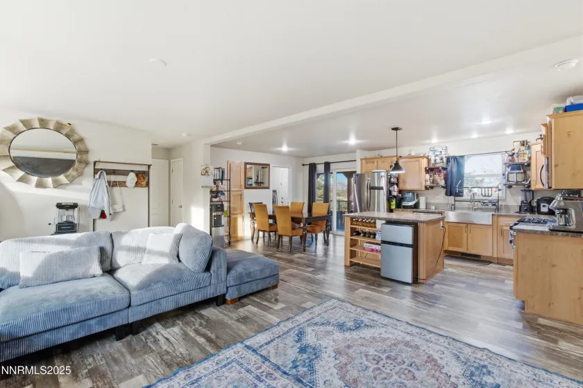 306 Gerdes, Sun Valley, Nevada 89433, 3 Bedrooms Bedrooms, ,2 BathroomsBathrooms,Residential,Residential,Gerdes,250058779