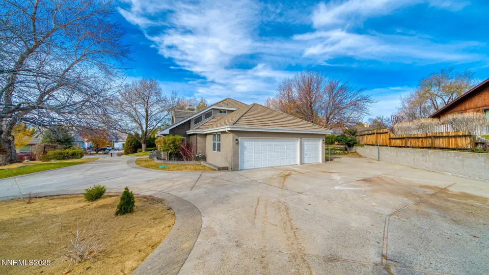 5700 Hidden Valley, Reno, Nevada 89502, 4 Bedrooms Bedrooms, ,2 BathroomsBathrooms,Residential,Residential,Hidden Valley,250058781