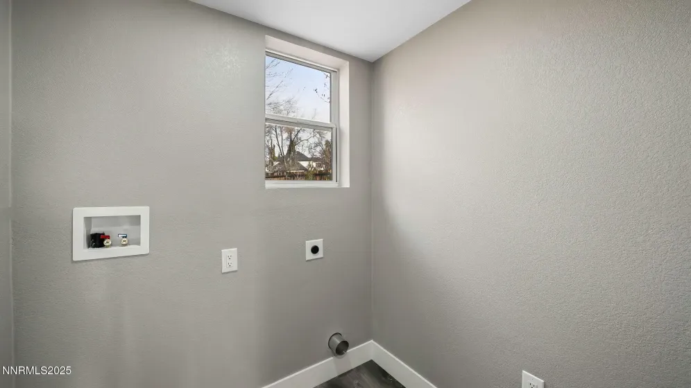 5700 Hidden Valley, Reno, Nevada 89502, 4 Bedrooms Bedrooms, ,2 BathroomsBathrooms,Residential,Residential,Hidden Valley,250058781