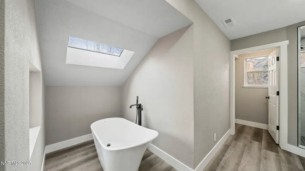 5700 Hidden Valley, Reno, Nevada 89502, 4 Bedrooms Bedrooms, ,2 BathroomsBathrooms,Residential,Residential,Hidden Valley,250058781