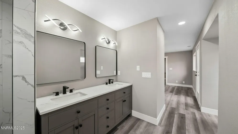 5700 Hidden Valley, Reno, Nevada 89502, 4 Bedrooms Bedrooms, ,2 BathroomsBathrooms,Residential,Residential,Hidden Valley,250058781