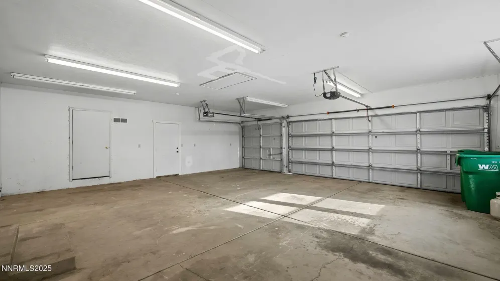 5700 Hidden Valley, Reno, Nevada 89502, 4 Bedrooms Bedrooms, ,2 BathroomsBathrooms,Residential,Residential,Hidden Valley,250058781