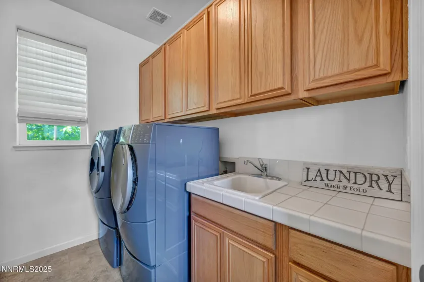 4160 Mystery, Sparks, Nevada 89436, 4 Bedrooms Bedrooms, ,3 BathroomsBathrooms,Residential,Residential,Mystery,250058783