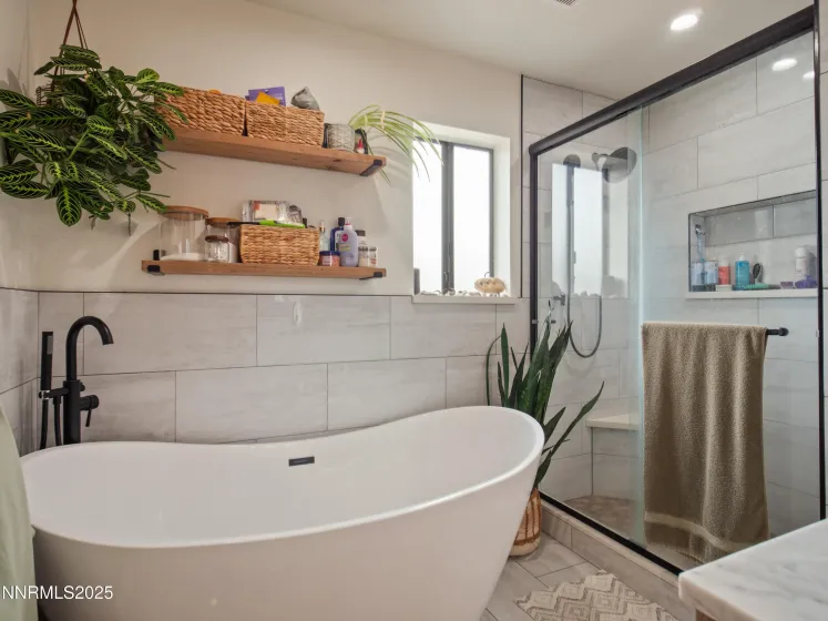 1263 Bronco, Minden, Nevada 89423, 3 Bedrooms Bedrooms, ,2 BathroomsBathrooms,Residential,Residential,Bronco,250058782