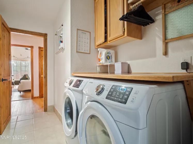 1263 Bronco, Minden, Nevada 89423, 3 Bedrooms Bedrooms, ,2 BathroomsBathrooms,Residential,Residential,Bronco,250058782