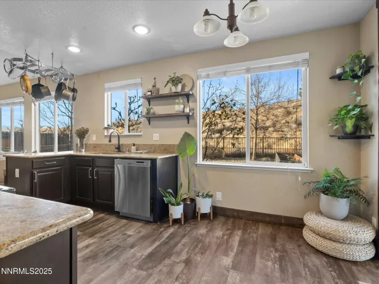 7227 Heatherwood, Reno, Nevada 89523, 3 Bedrooms Bedrooms, ,3 BathroomsBathrooms,Residential,Residential,Heatherwood,250058788