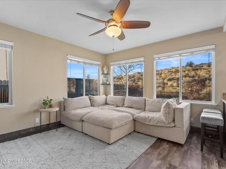 7227 Heatherwood, Reno, Nevada 89523, 3 Bedrooms Bedrooms, ,3 BathroomsBathrooms,Residential,Residential,Heatherwood,250058788