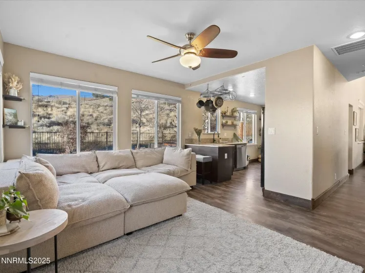 7227 Heatherwood, Reno, Nevada 89523, 3 Bedrooms Bedrooms, ,3 BathroomsBathrooms,Residential,Residential,Heatherwood,250058788