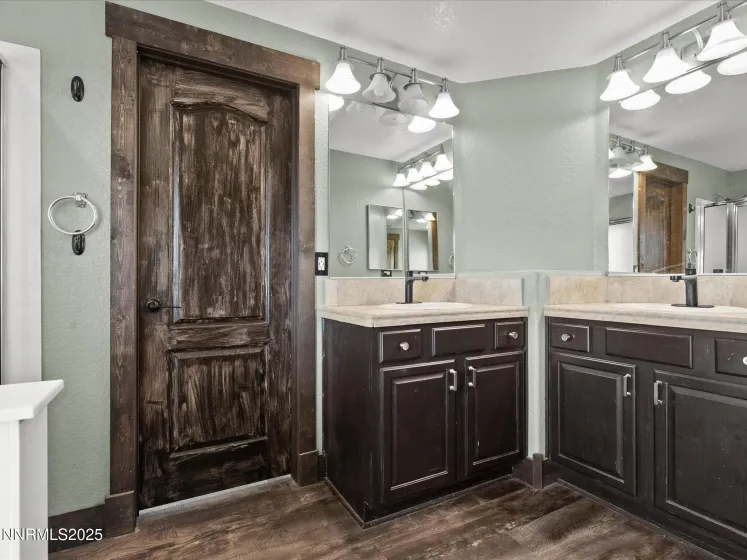 7227 Heatherwood, Reno, Nevada 89523, 3 Bedrooms Bedrooms, ,3 BathroomsBathrooms,Residential,Residential,Heatherwood,250058788