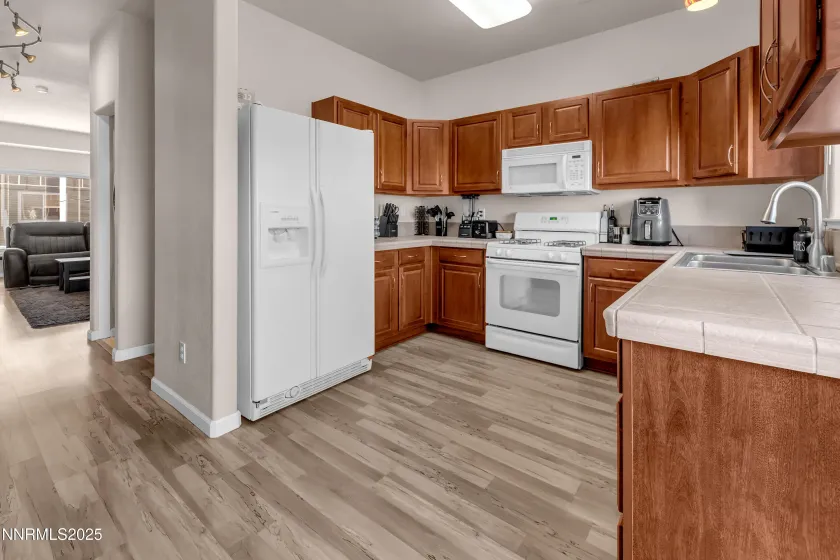 4179 Amber Marie, Reno, Nevada 89503, 2 Bedrooms Bedrooms, ,3 BathroomsBathrooms,Residential,Residential,Amber Marie,250058794