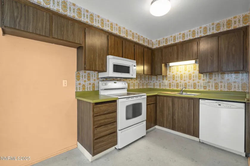 1029 Brooktree, Sparks, Nevada 89434, 3 Bedrooms Bedrooms, ,2 BathroomsBathrooms,Residential,Residential,Brooktree,250058797