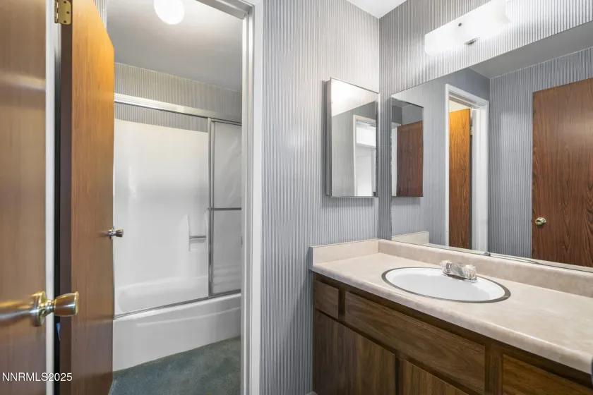 1029 Brooktree, Sparks, Nevada 89434, 3 Bedrooms Bedrooms, ,2 BathroomsBathrooms,Residential,Residential,Brooktree,250058797