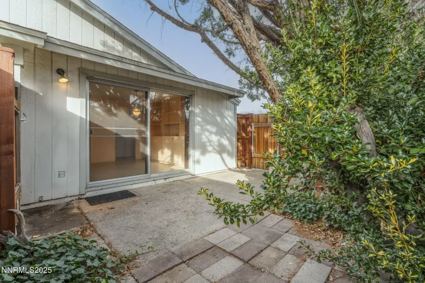 1029 Brooktree, Sparks, Nevada 89434, 3 Bedrooms Bedrooms, ,2 BathroomsBathrooms,Residential,Residential,Brooktree,250058797