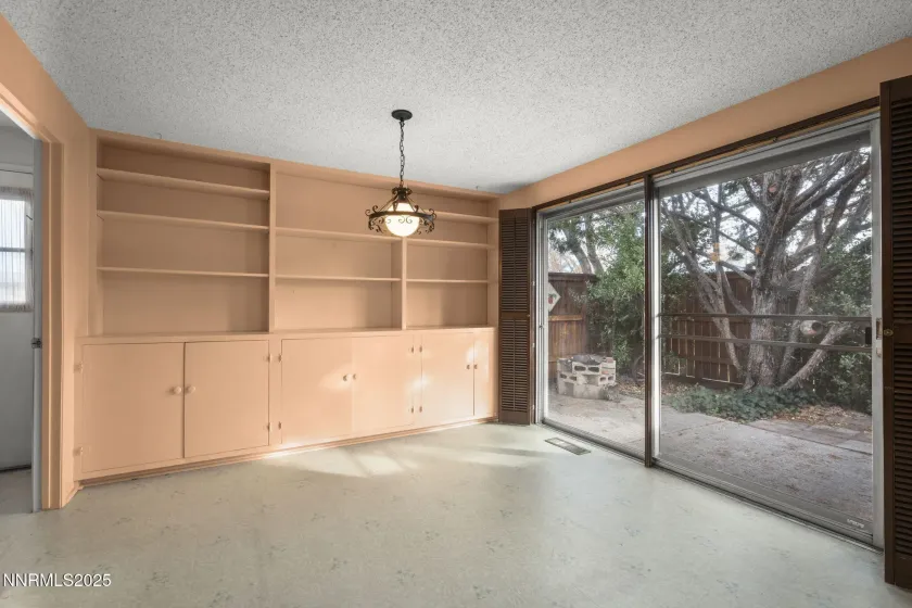 1029 Brooktree, Sparks, Nevada 89434, 3 Bedrooms Bedrooms, ,2 BathroomsBathrooms,Residential,Residential,Brooktree,250058797