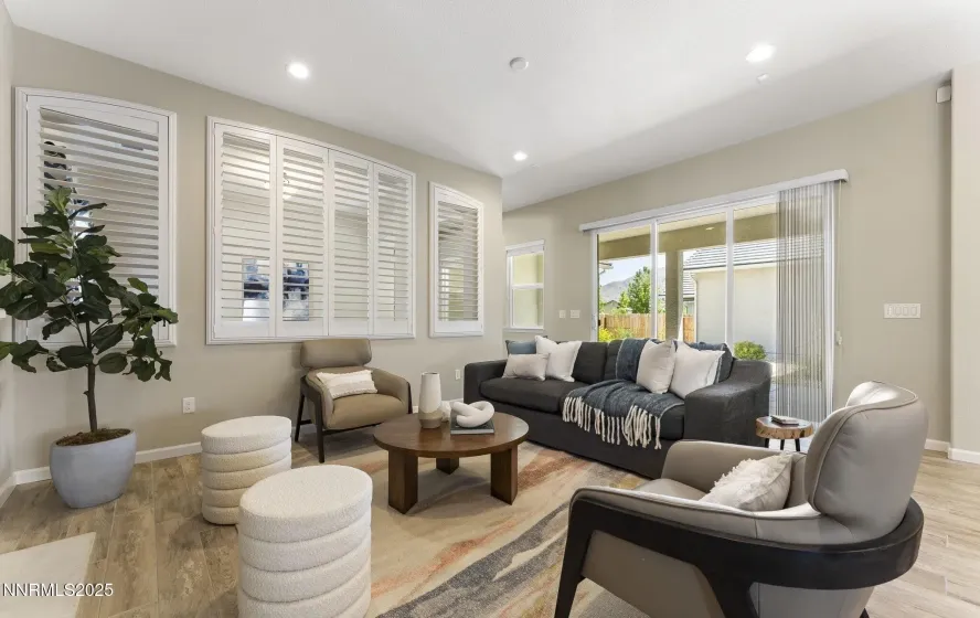 1969 Phaethon, Reno, Nevada 89521, 2 Bedrooms Bedrooms, ,3 BathroomsBathrooms,Residential,Residential,Phaethon,250058799