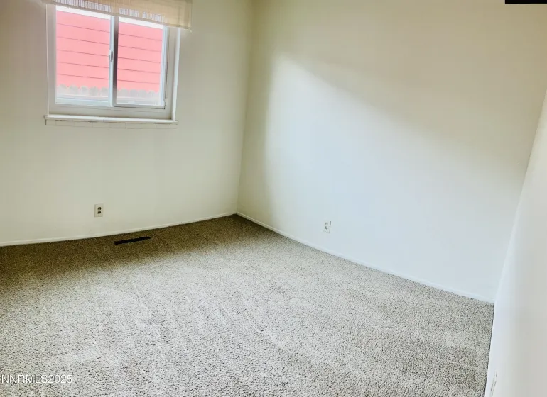 119 Devere, Sparks, Nevada 89431, 4 Bedrooms Bedrooms, ,2 BathroomsBathrooms,Residential,Residential,Devere,250054247