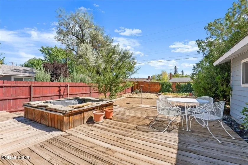 119 Devere, Sparks, Nevada 89431, 4 Bedrooms Bedrooms, ,2 BathroomsBathrooms,Residential,Residential,Devere,250054247