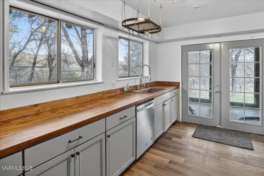 16555 Red Rock, Reno, Nevada 89508, 3 Bedrooms Bedrooms, ,2 BathroomsBathrooms,Residential,Residential,Red Rock,250058800