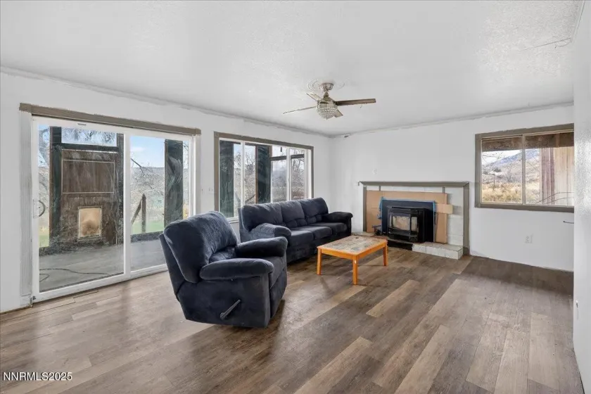 16555 Red Rock, Reno, Nevada 89508, 3 Bedrooms Bedrooms, ,2 BathroomsBathrooms,Residential,Residential,Red Rock,250058800