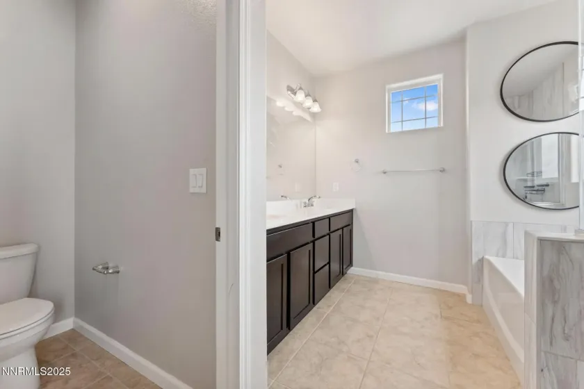 7260 Treeline, Sparks, Nevada 89436, 4 Bedrooms Bedrooms, ,3 BathroomsBathrooms,Residential,Residential,Treeline,250056270