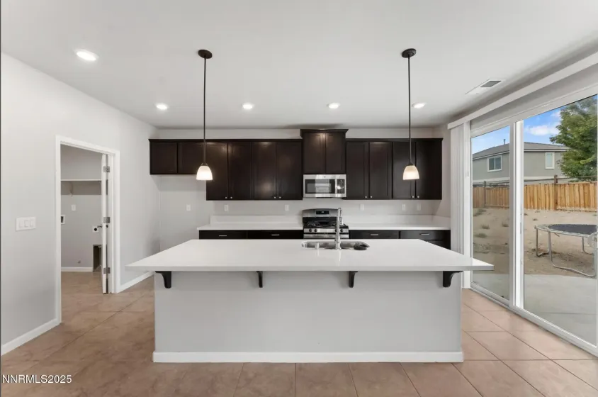 7260 Treeline, Sparks, Nevada 89436, 4 Bedrooms Bedrooms, ,3 BathroomsBathrooms,Residential,Residential,Treeline,250056270