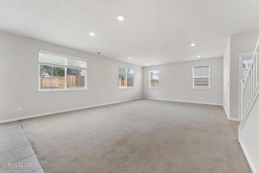 7260 Treeline, Sparks, Nevada 89436, 4 Bedrooms Bedrooms, ,3 BathroomsBathrooms,Residential,Residential,Treeline,250056270