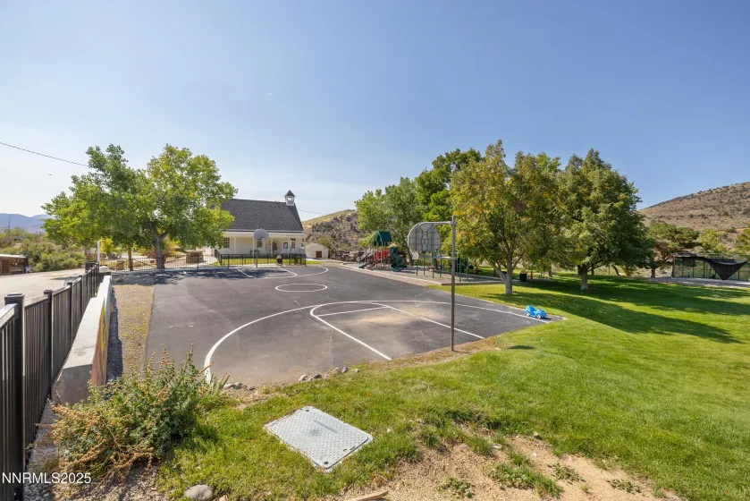 250 High, Silver City, Nevada 89428, 3 Bedrooms Bedrooms, ,1 BathroomBathrooms,Residential,Residential,High,250058555