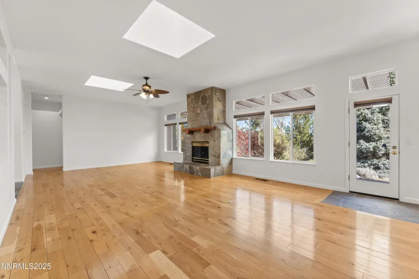 4991 Albuquerque, Reno, Nevada 89511, 4 Bedrooms Bedrooms, ,3 BathroomsBathrooms,Residential,Residential,Albuquerque,250057427