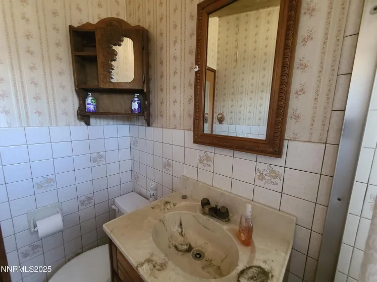 720 Stoker, Reno, Nevada 89503, 3 Bedrooms Bedrooms, ,1 BathroomBathrooms,Residential,Residential,Stoker,250058803