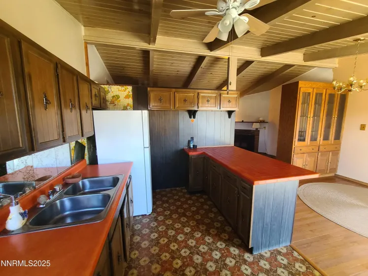 720 Stoker, Reno, Nevada 89503, 3 Bedrooms Bedrooms, ,1 BathroomBathrooms,Residential,Residential,Stoker,250058803