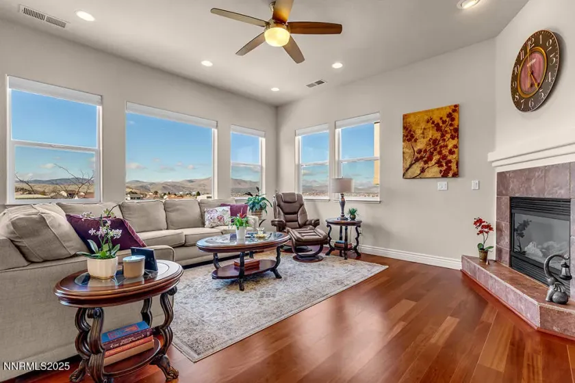 5989 Solstice, Sparks, Nevada 89436, 4 Bedrooms Bedrooms, ,4 BathroomsBathrooms,Residential,Residential,Solstice,250058807