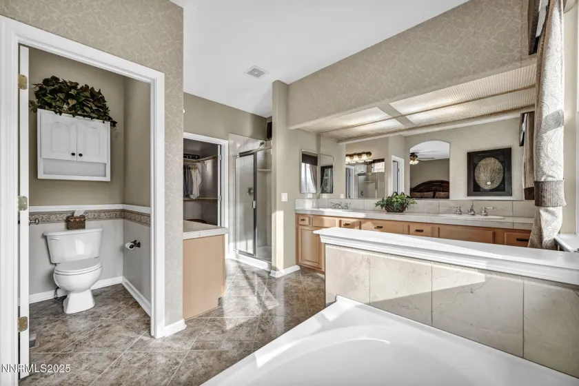 6142 Mia Vista, Reno, Nevada 89502, 4 Bedrooms Bedrooms, ,3 BathroomsBathrooms,Residential,Residential,Mia Vista,250058806