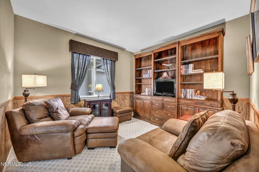 6142 Mia Vista, Reno, Nevada 89502, 4 Bedrooms Bedrooms, ,3 BathroomsBathrooms,Residential,Residential,Mia Vista,250058806