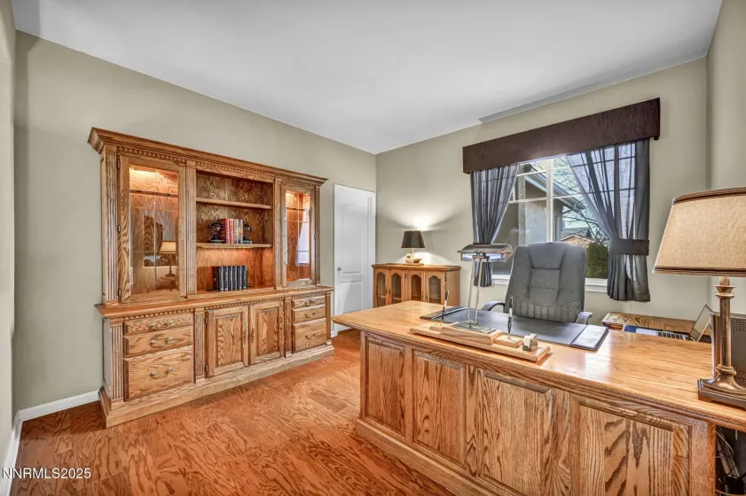 6142 Mia Vista, Reno, Nevada 89502, 4 Bedrooms Bedrooms, ,3 BathroomsBathrooms,Residential,Residential,Mia Vista,250058806