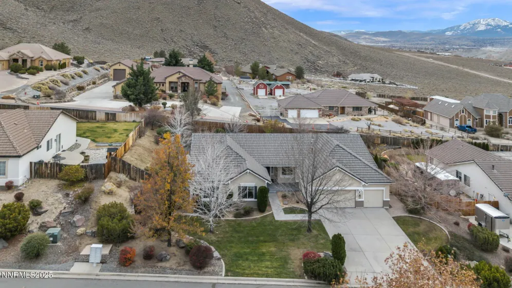 6142 Mia Vista, Reno, Nevada 89502, 4 Bedrooms Bedrooms, ,3 BathroomsBathrooms,Residential,Residential,Mia Vista,250058806