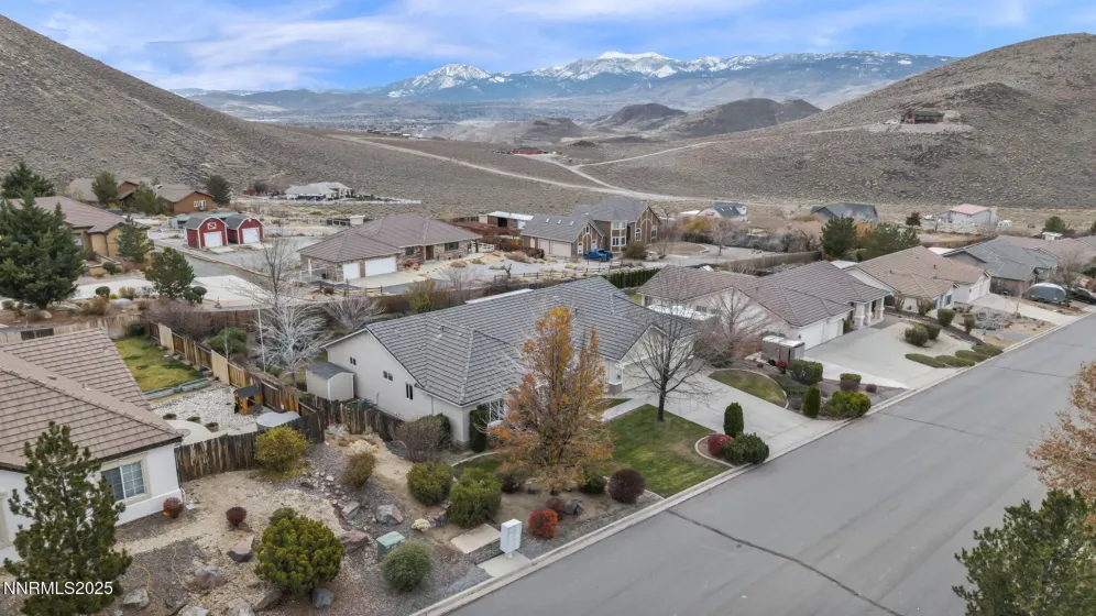 6142 Mia Vista, Reno, Nevada 89502, 4 Bedrooms Bedrooms, ,3 BathroomsBathrooms,Residential,Residential,Mia Vista,250058806