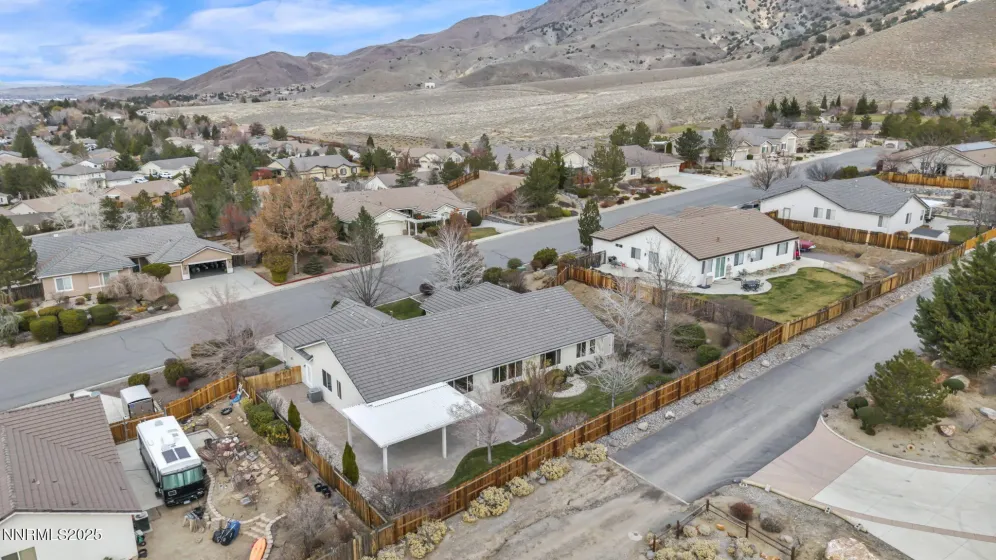 6142 Mia Vista, Reno, Nevada 89502, 4 Bedrooms Bedrooms, ,3 BathroomsBathrooms,Residential,Residential,Mia Vista,250058806