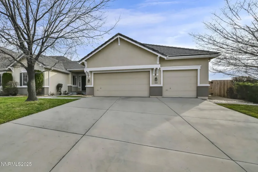 6142 Mia Vista, Reno, Nevada 89502, 4 Bedrooms Bedrooms, ,3 BathroomsBathrooms,Residential,Residential,Mia Vista,250058806