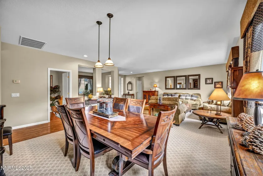 6142 Mia Vista, Reno, Nevada 89502, 4 Bedrooms Bedrooms, ,3 BathroomsBathrooms,Residential,Residential,Mia Vista,250058806