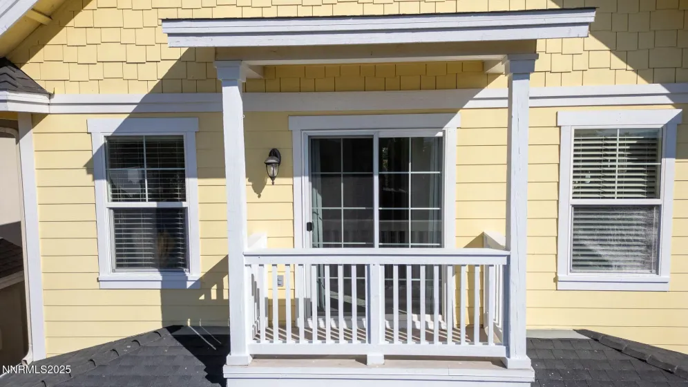 1304 Waterloo, Reno, Nevada 89509, 2 Bedrooms Bedrooms, ,3 BathroomsBathrooms,Residential,Residential,Waterloo,250058813